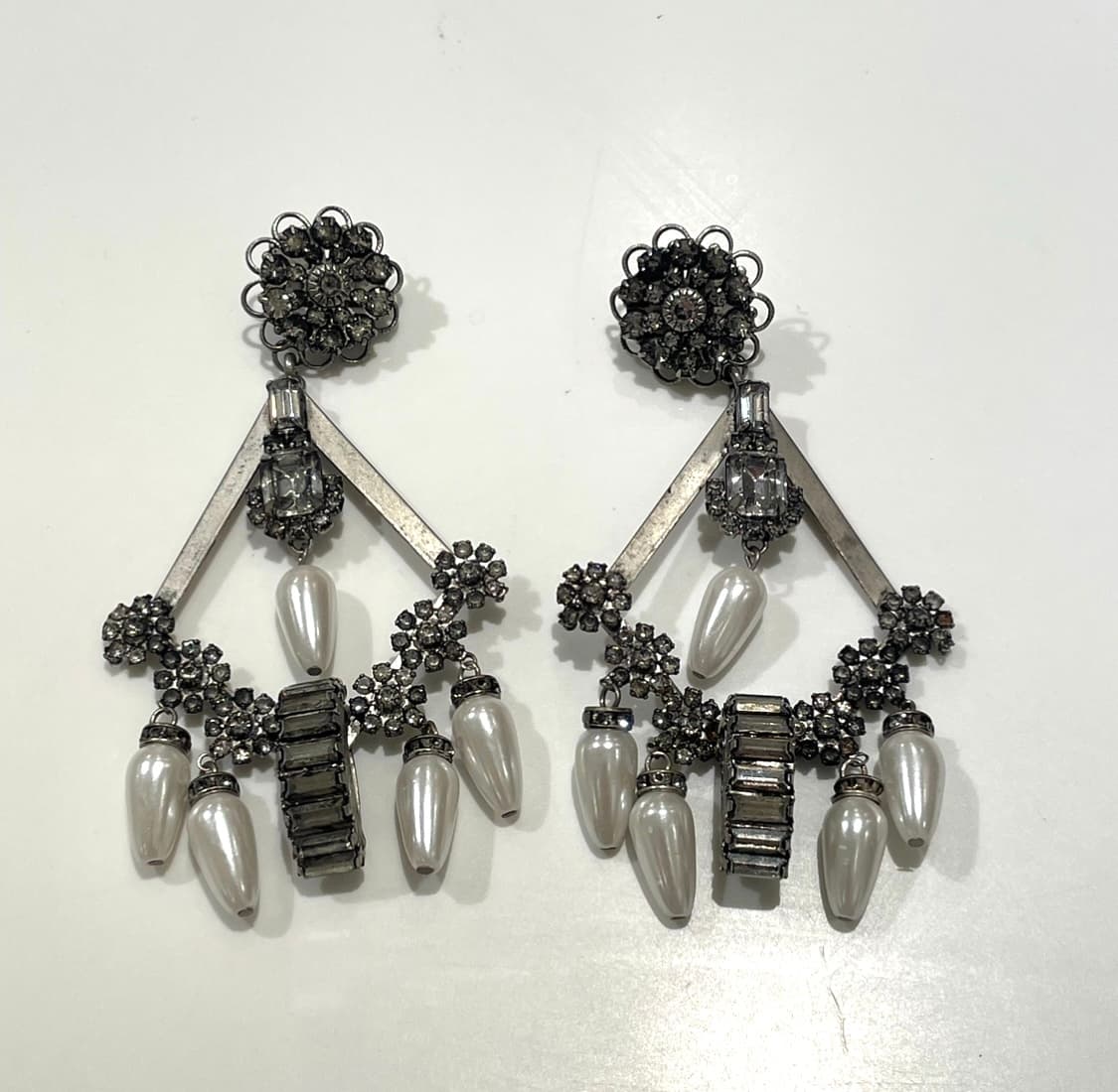 Dylanlex Becker Silver Pearl Earrings