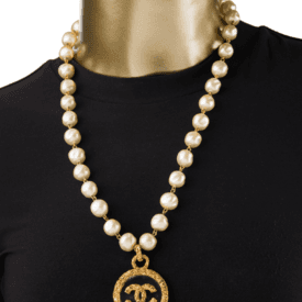 Chanel Pearl And Gold Logo Necklace — image 1