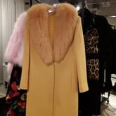 Versace Yellow Long Coat With Fur Collar — image 1