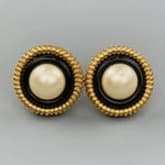 Chanel Vintage 1986 Black & Gold Tone Faux Pearl Clip On Earrings — image 1