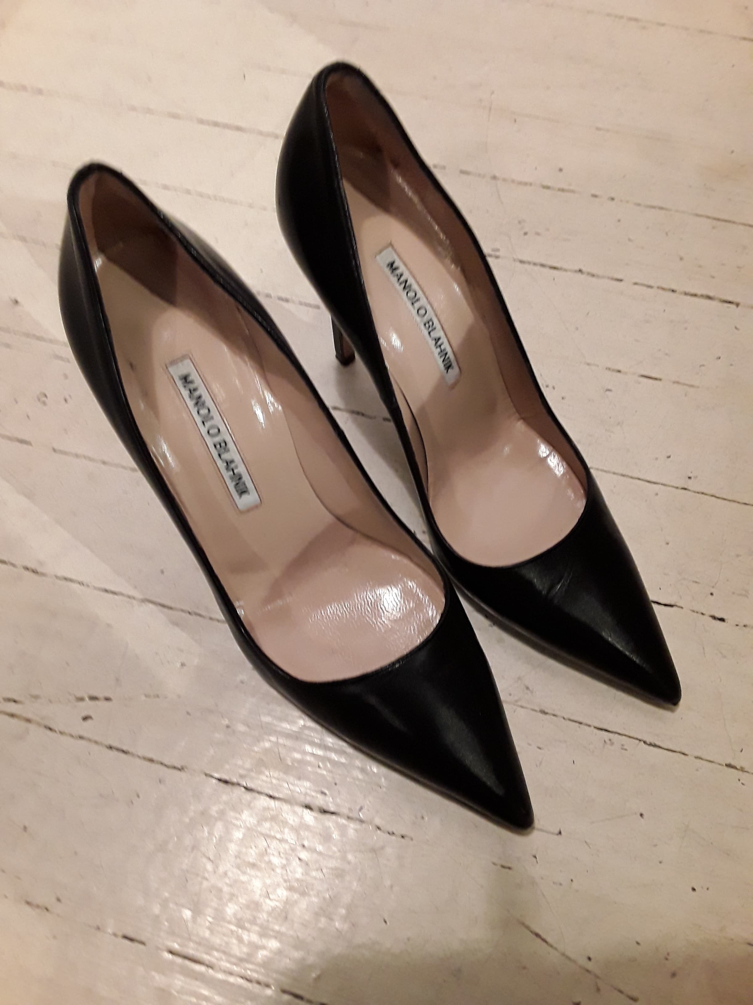 Manolo Blahnik Bb Leather Pumps