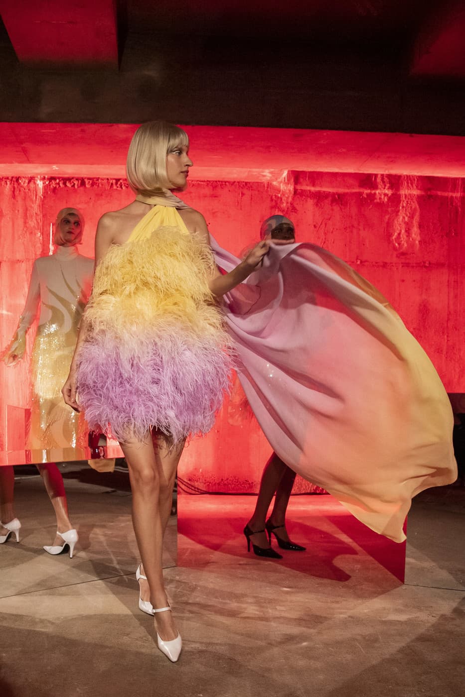 16arlington Two-tone Feather Puffball Dress With Chiffon Scarf Train