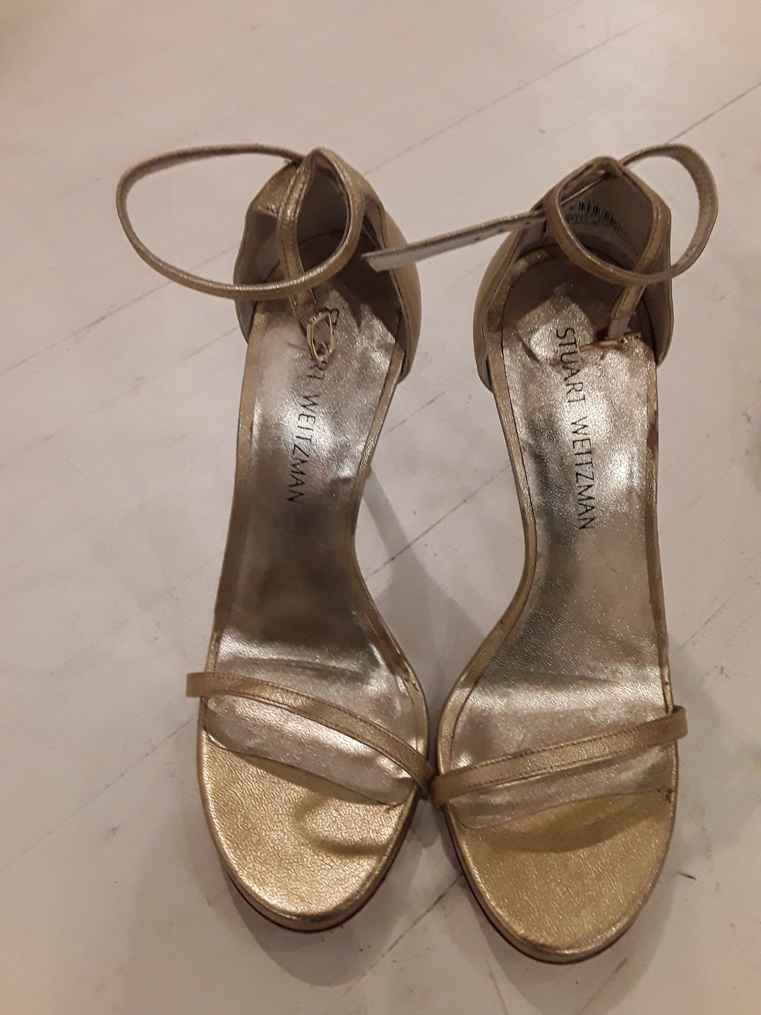 Stuart Weitzman Nudist Sandal Gold