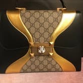 Gucci Gg Supreme Feline Head Top Handle Bag — image 1