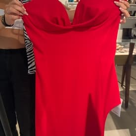 Monot Red Strapless Gown With High Slit — image 1