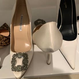 Manolo Blahnik White Pump — image 1