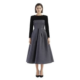Alex Perry Black Long Sleeve Midi Dress — image 2