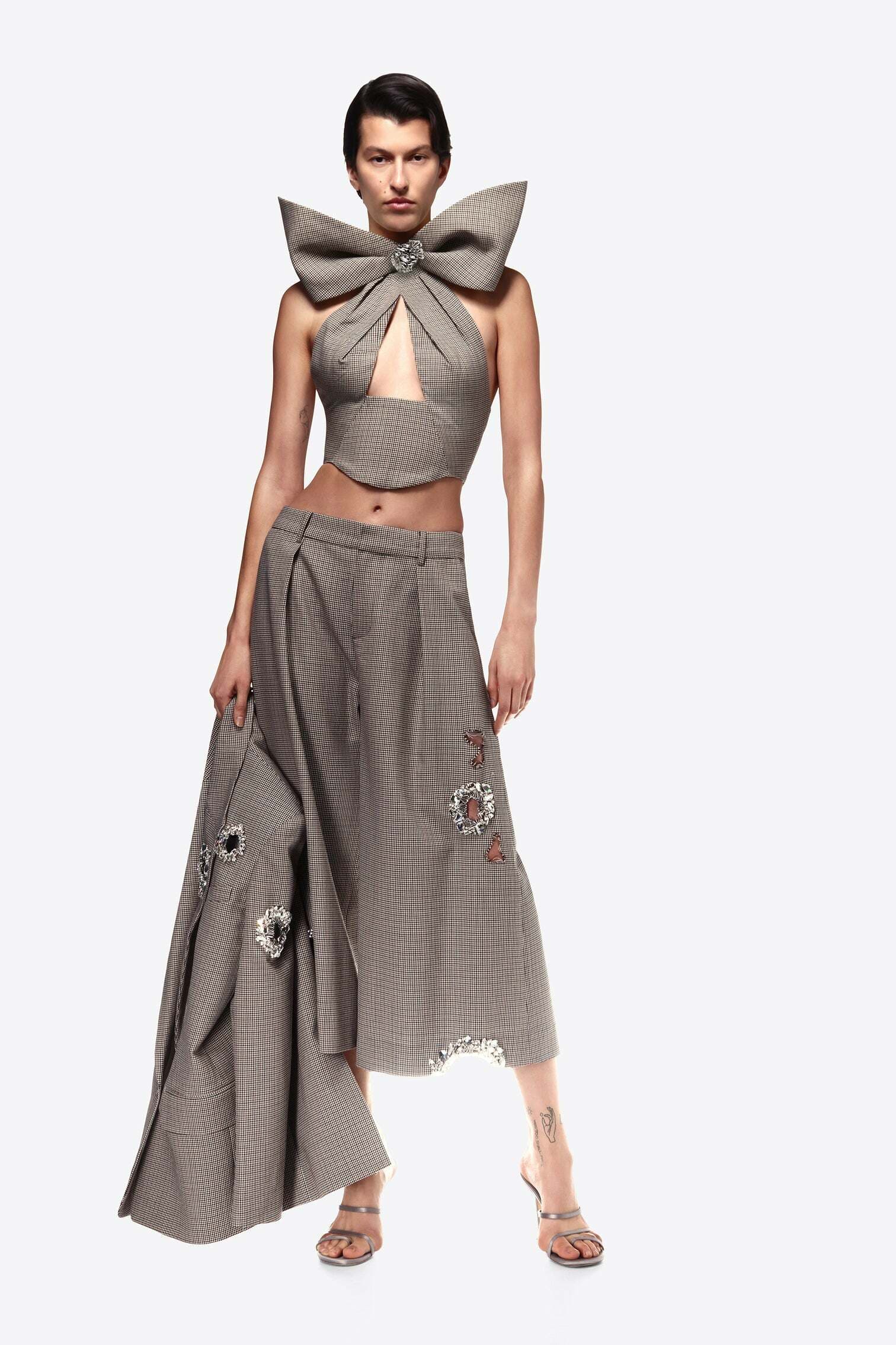 Area Two Piece Tweed Crystal Bow Set