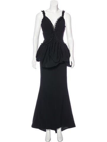 Oscar De La Renta 2016 Peplum Gown